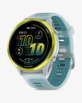 Garmin Forerunner 570 – 47 mm Gelb mit blau-weißem Armband